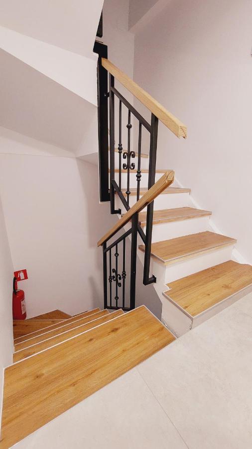 Piranum Guesthouse Ngoại thất bức ảnh