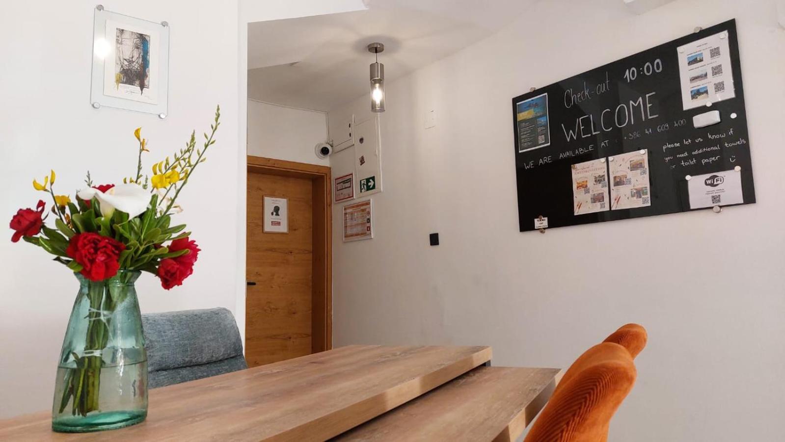 Piranum Guesthouse Ngoại thất bức ảnh